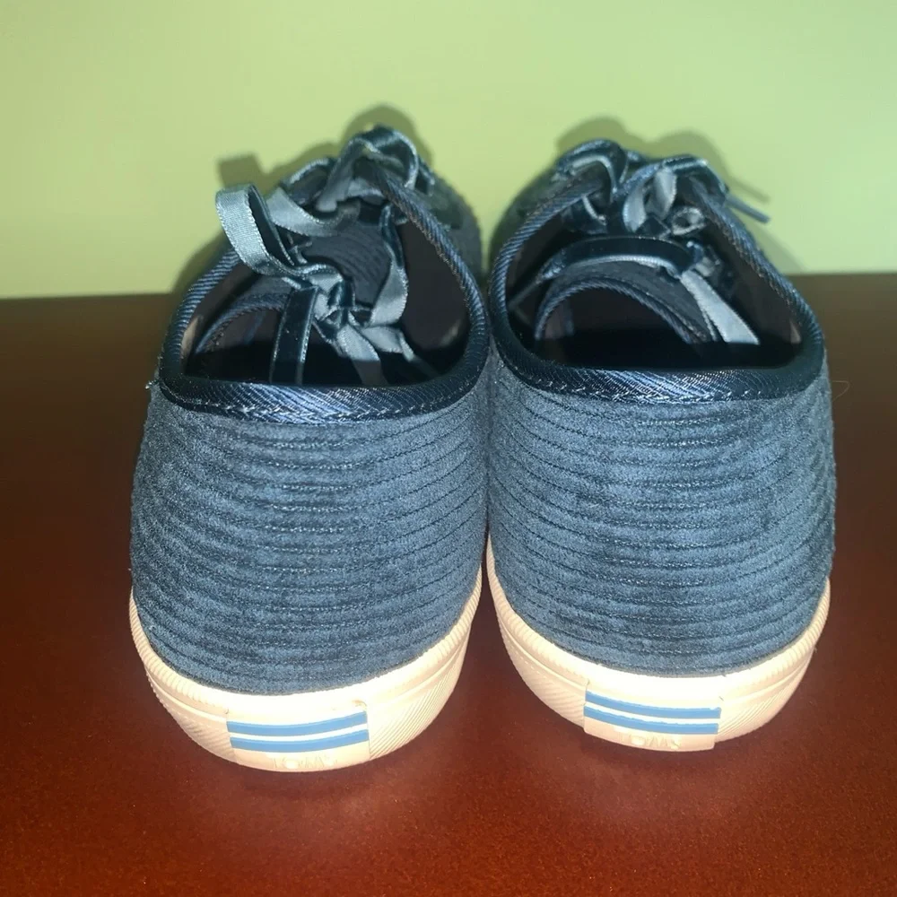 Tom's Teal Corduroy Comfort Sneakers Topanga Preppy Shoes Size 7.5 Velvet Blue